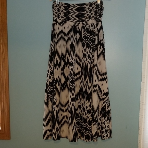 Strapless sundress. - Picture 2 of 4